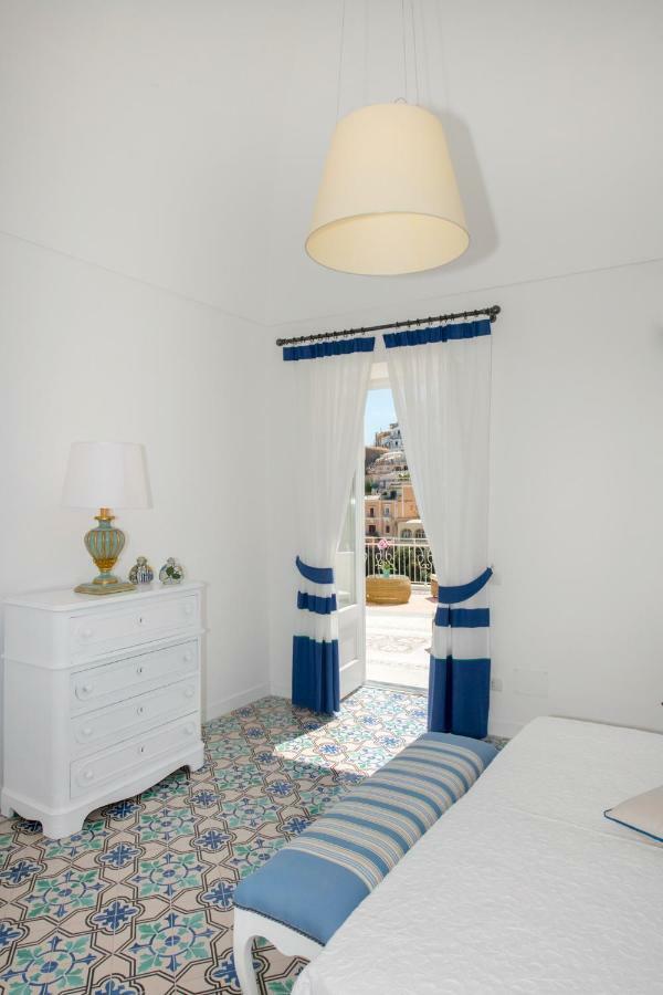 Punta Re Hotell Positano Exteriör bild